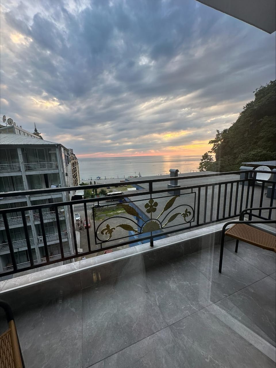 WoodSea Bed and Breakfast in Batumi