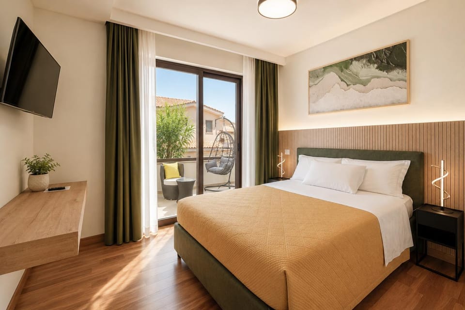 TV and multimedia, Balcony/Terrace, air conditioner