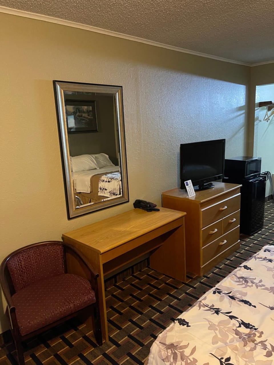 TV and multimedia, Seating area