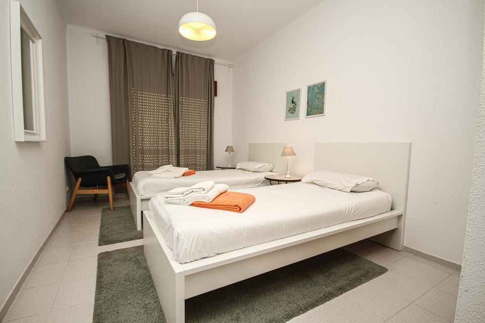 Ocean view Central Lagos Apartment in Lagos