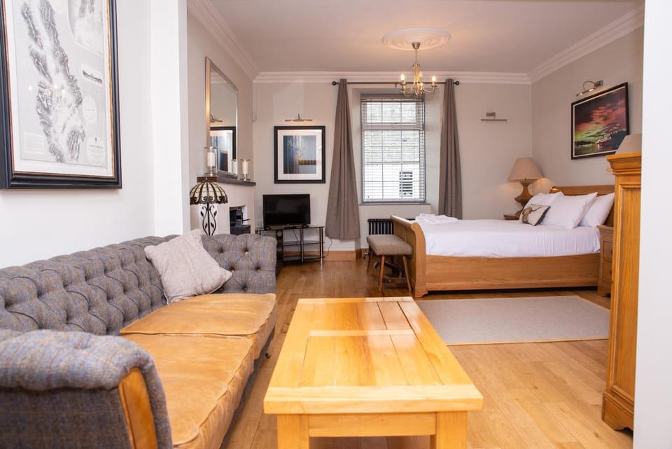 Braeside Guest House, Loch Lomond Bed and Breakfast in Scotland