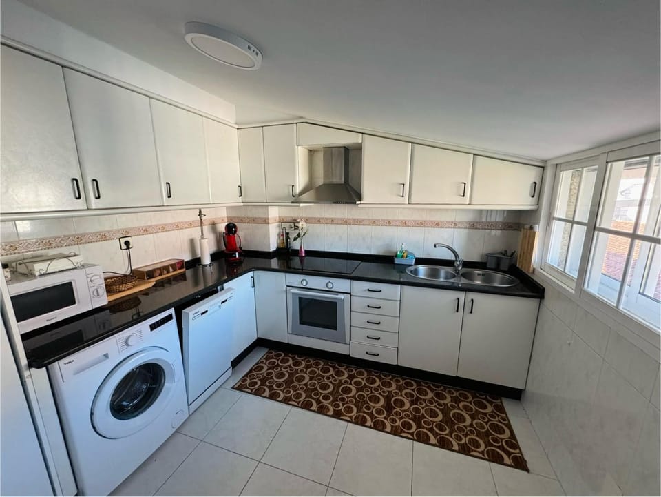 Kitchen or kitchenette, dishwasher, minibar, pet friendly, stove, toaster, washing machine