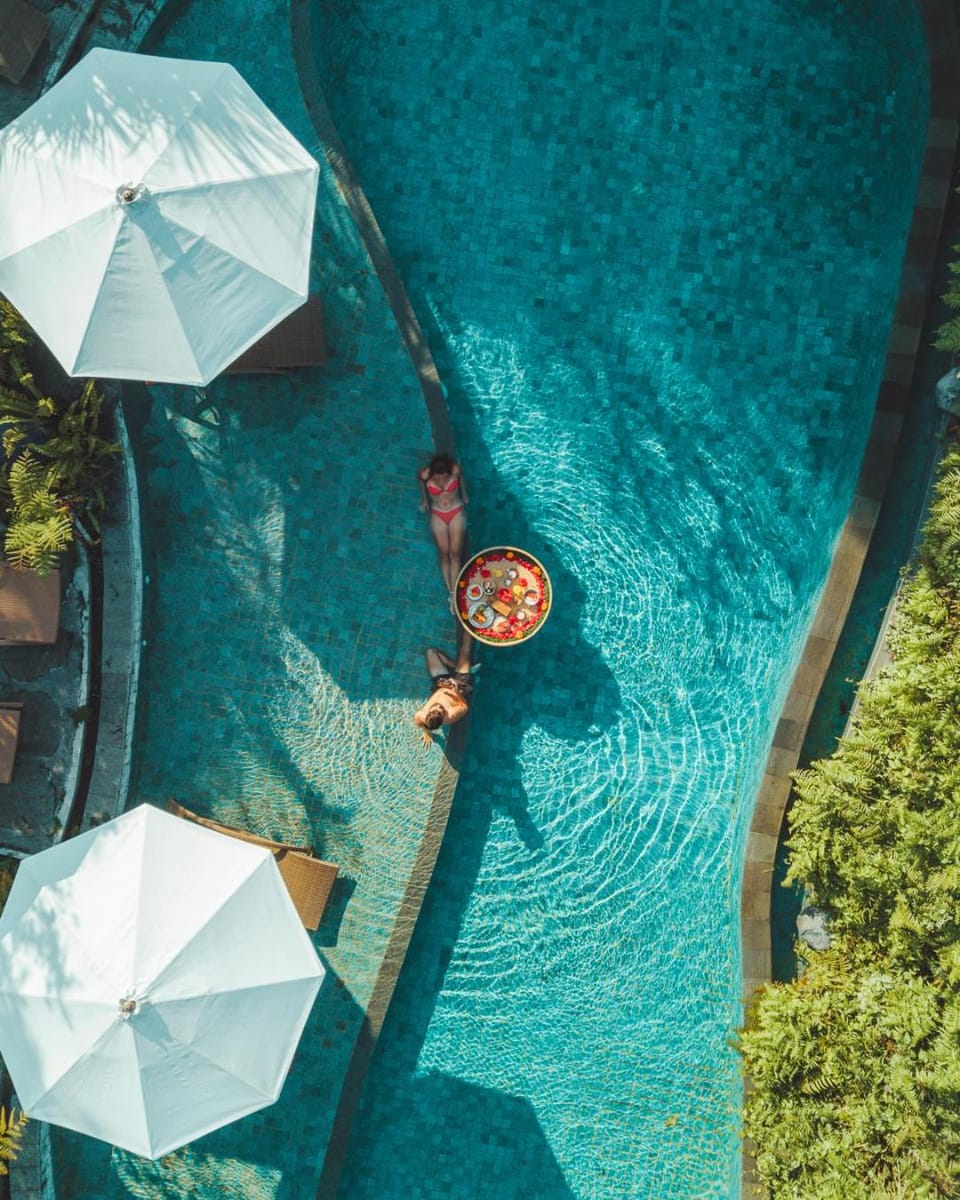 Pool view, Swimming pool
