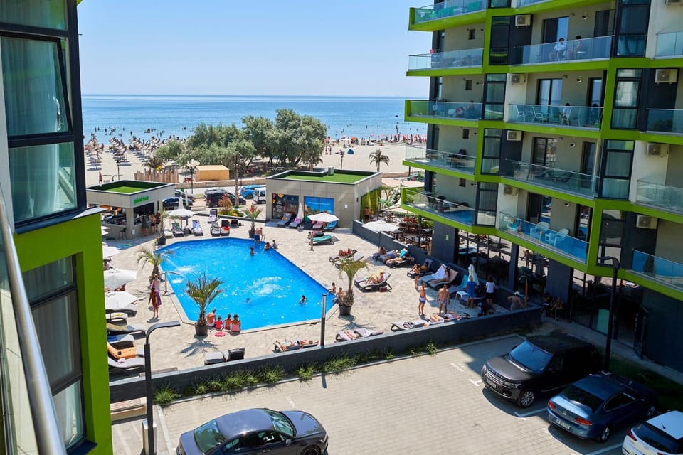 Pool view, Pool view, Swimming pool, Swimming pool