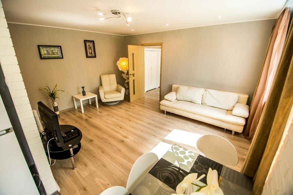 Kandavas iela 2 Sunshine Plus Apartment in Lithuania