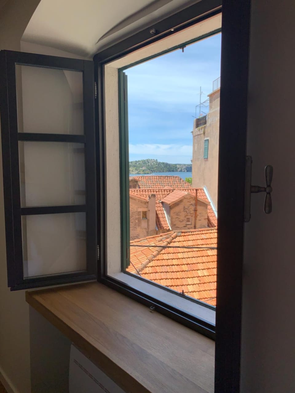 View (from property/room), City view, City view, Sea view, Sea view