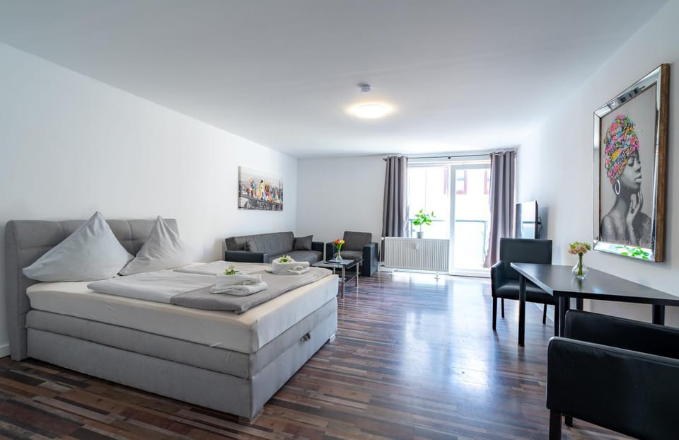 Living room, Photo of the whole room, Bedroom