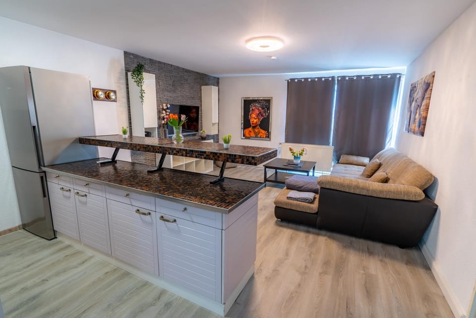 Kitchen or kitchenette, Living room, Seating area
