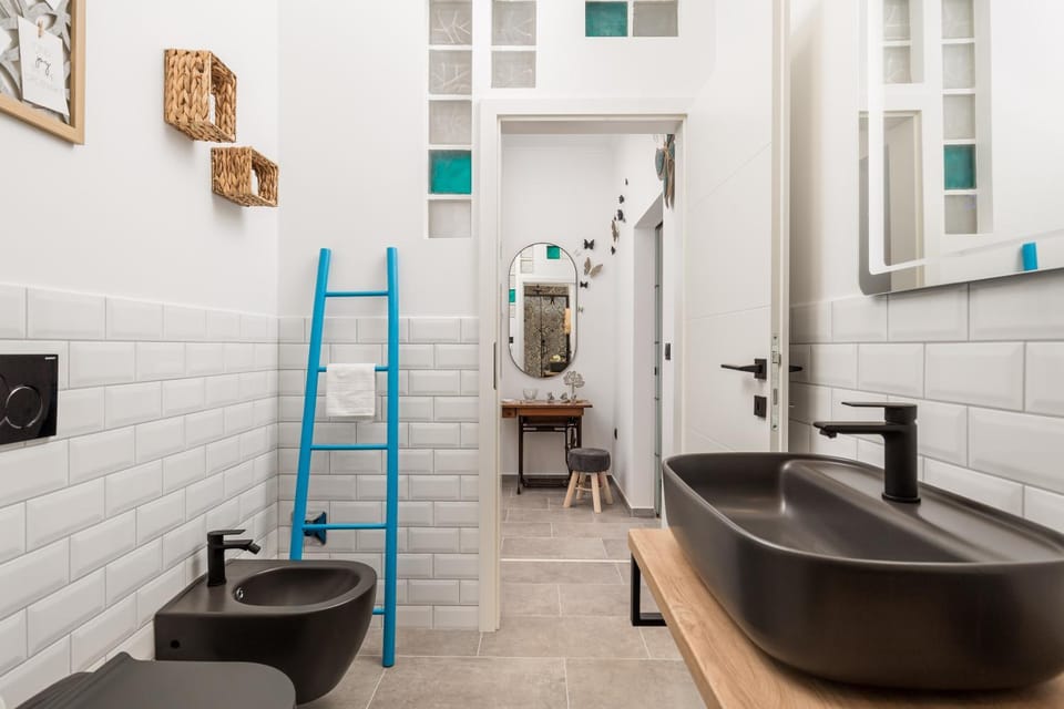 Bathroom, Lobby or reception