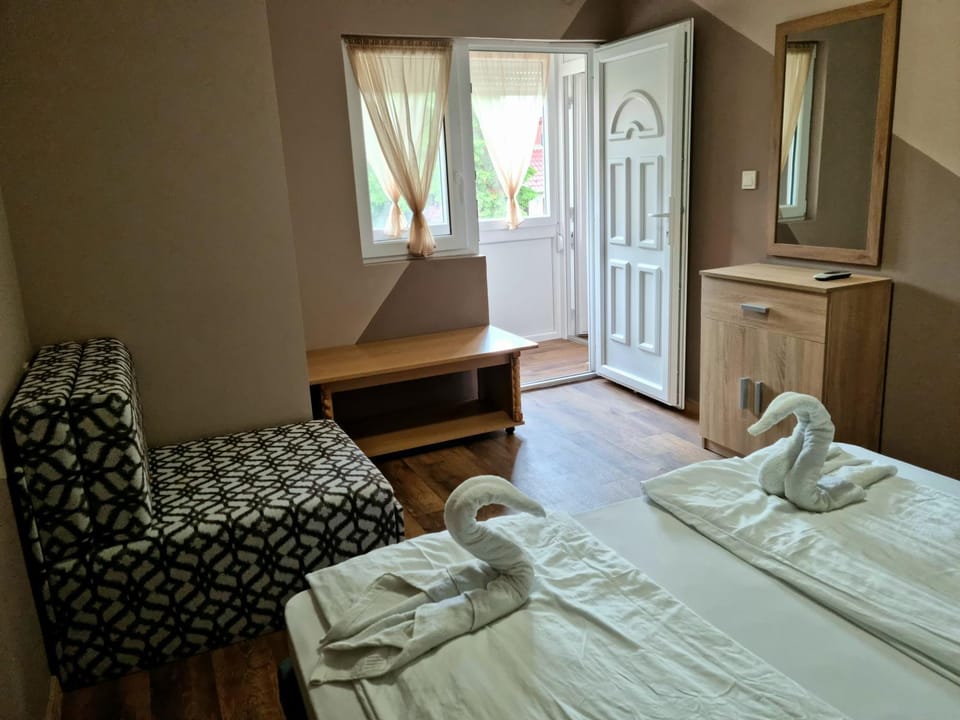 Csalogány-Lak Apartment in Slovakia