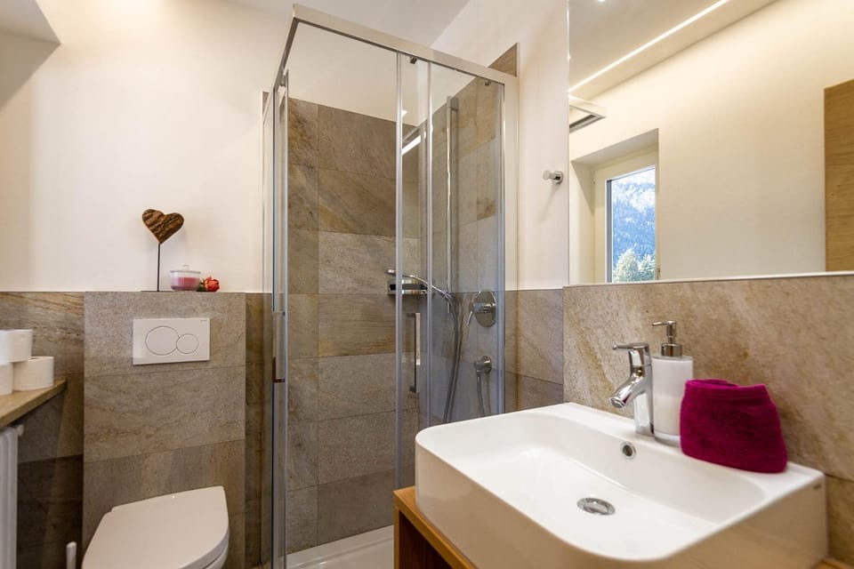 Bathroom, Living room