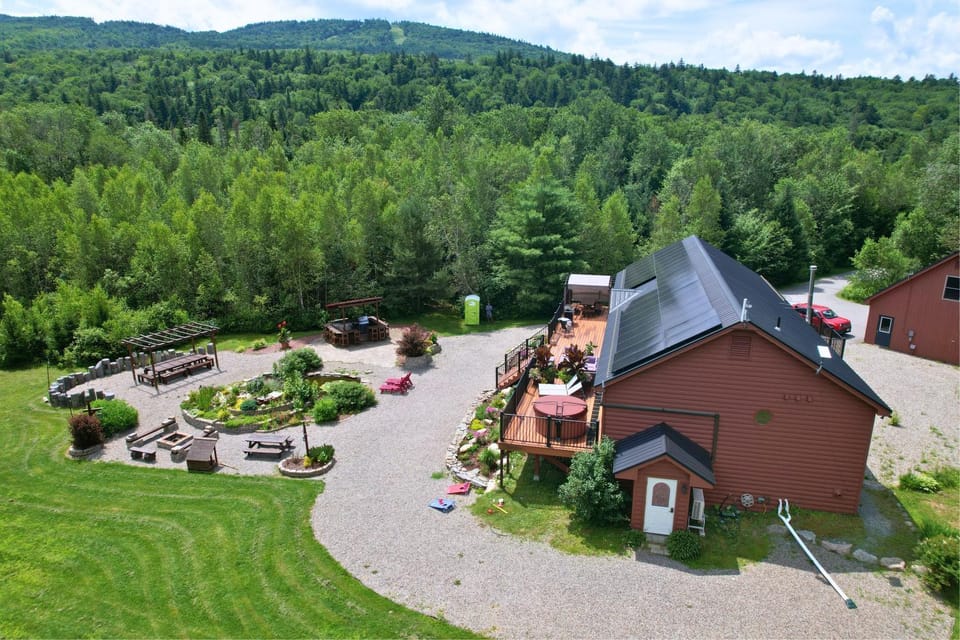 ML As Seen on TV home SPECTACULAR scenery beach AC outdoor kitchen fire pit Weddings House in Carroll