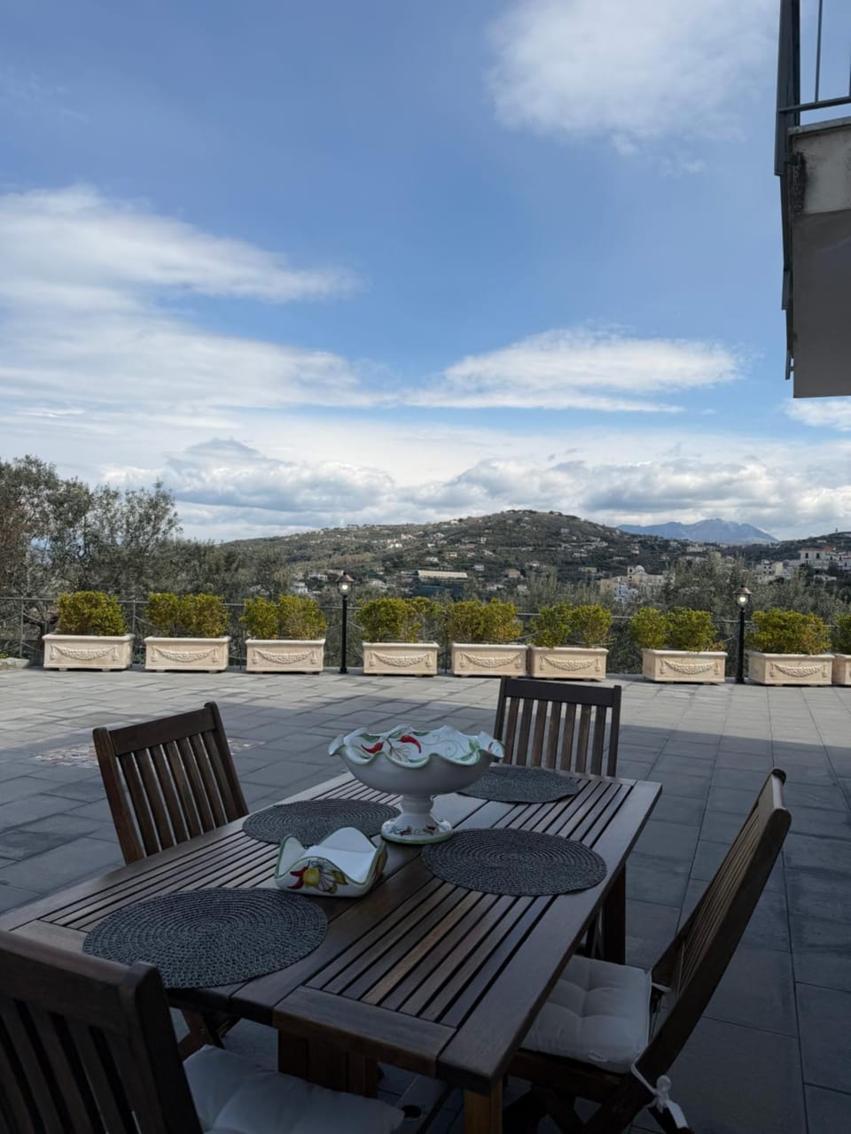 LOREN HOUSE, relaxing location with seaview House in Massa Lubrense