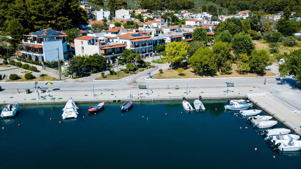 Mira Mare Apartment in Sporades, Greece