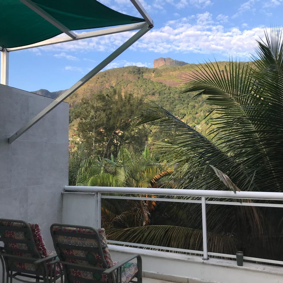 Balcony/Terrace, Mountain view
