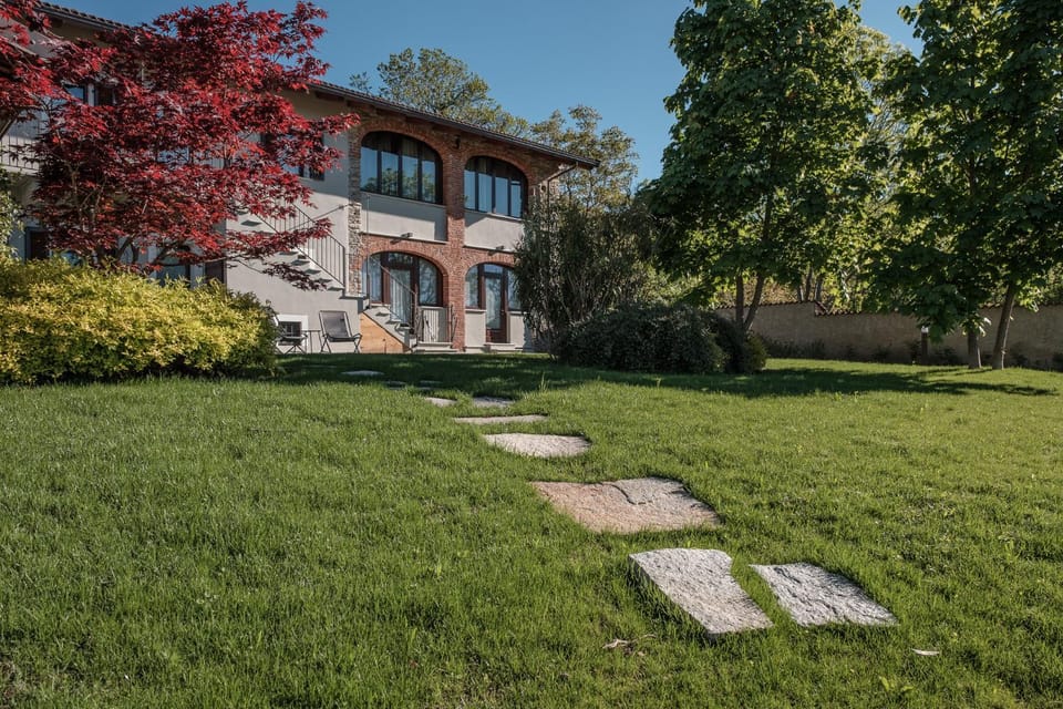 Property building, Garden