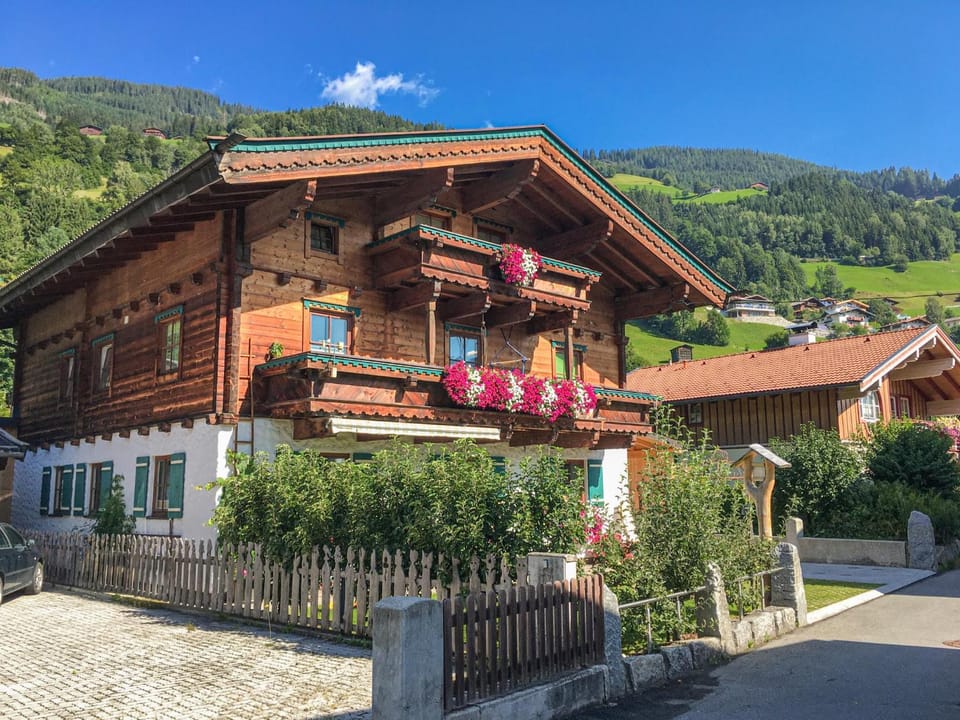 Property building, Summer