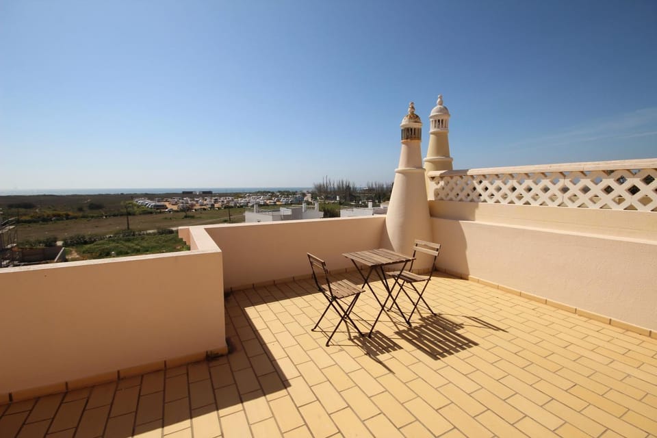 View (from property/room), Balcony/Terrace