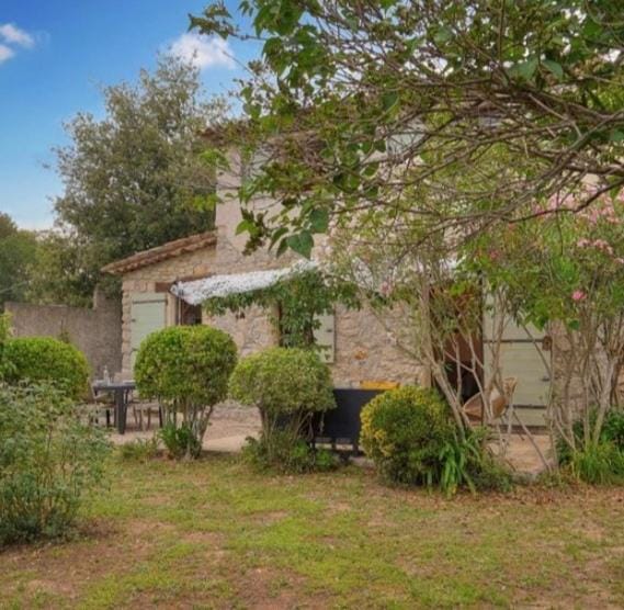 Maison de campagne calme jacuzzi House in Grasse