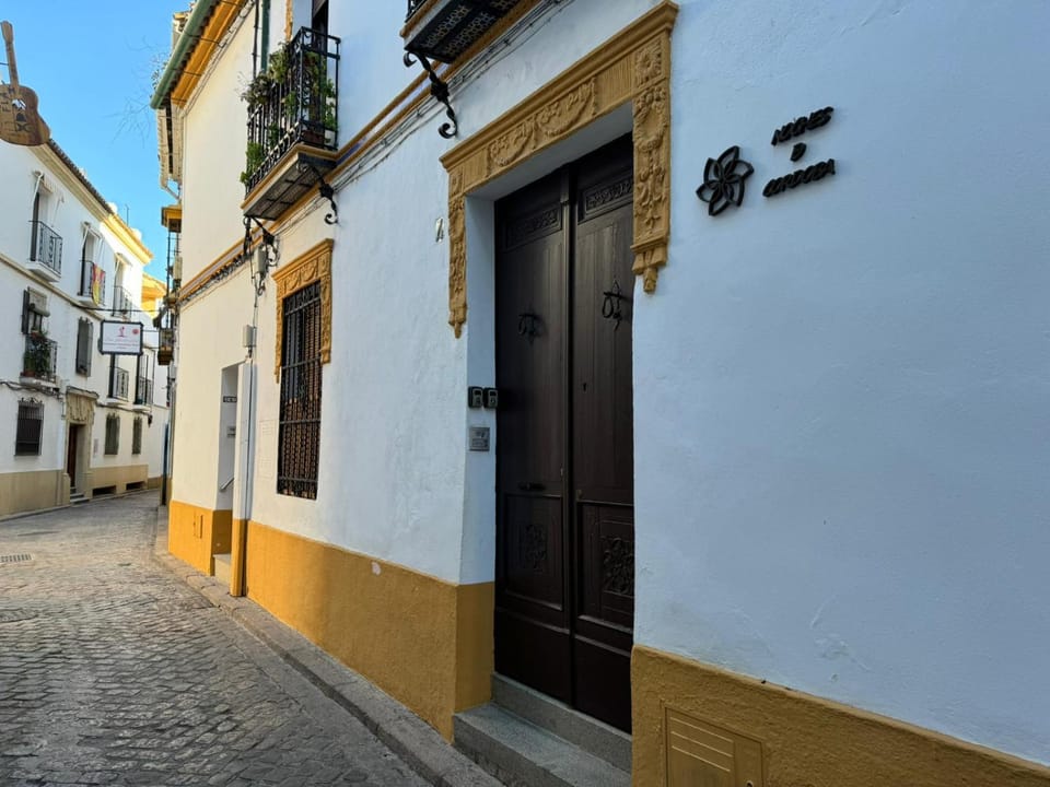 Property building, Street view