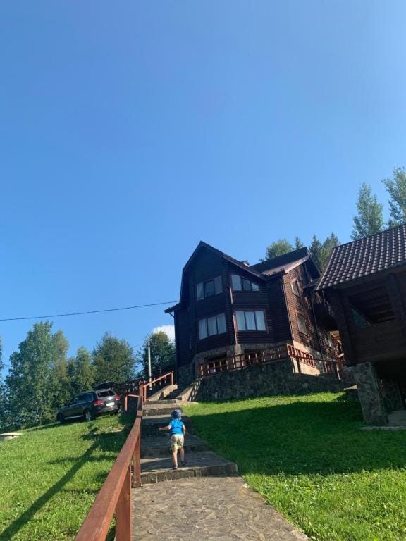 Mountain Cottage House in Ukraine