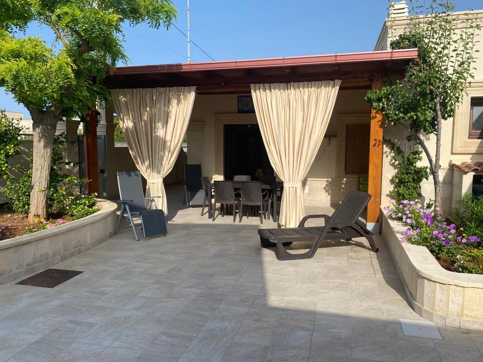 Patio, Balcony/Terrace