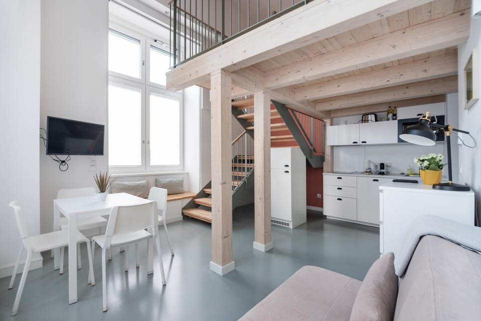 TV and multimedia, Kitchen or kitchenette, Living room, Dining area