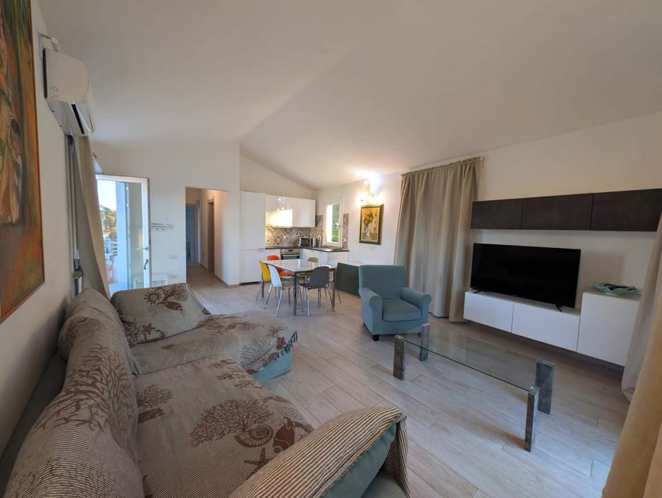 Lounge or bar, Photo of the whole room