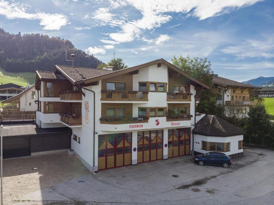 Property building, Summer