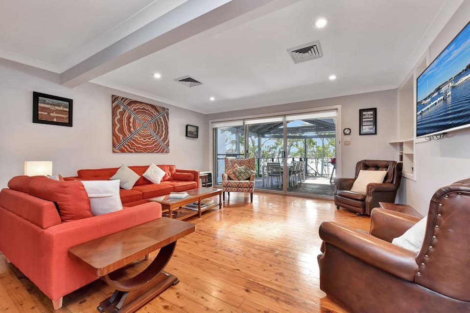 Wangi Dreaming House in Lake Macquarie