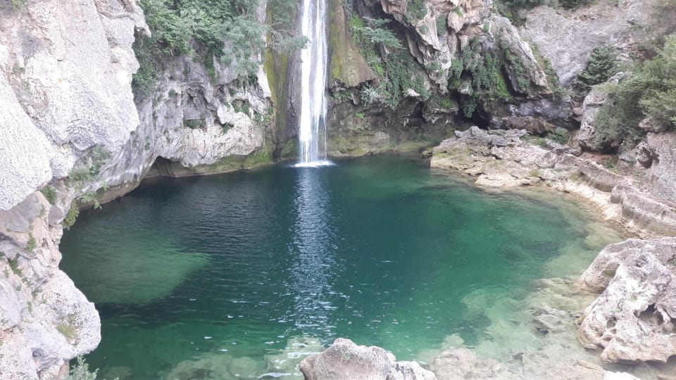 Nearby landmark, Natural landscape