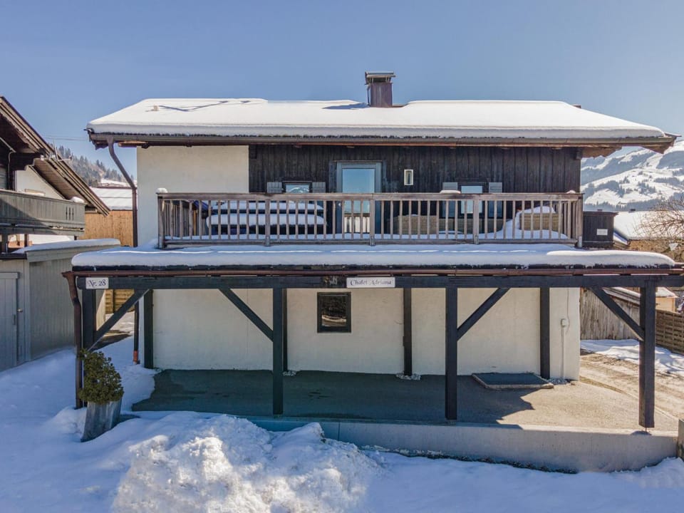 Property building, Winter