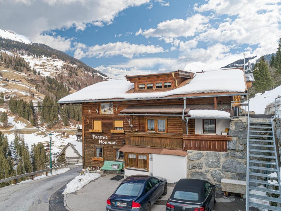 Property building, Winter