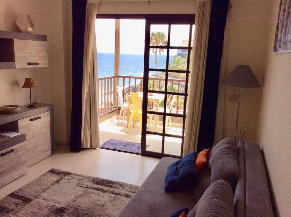 Apartment With Ocean Terrace Apartment in Costa del Silencio