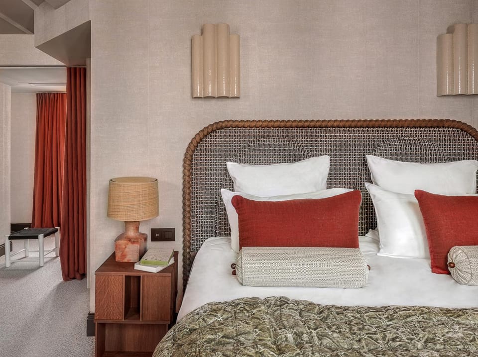 Bed, Bedroom