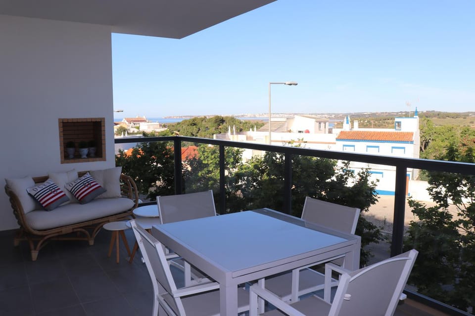 ROOF TOP SEA VIEW ALVOR Apartment in Alvor