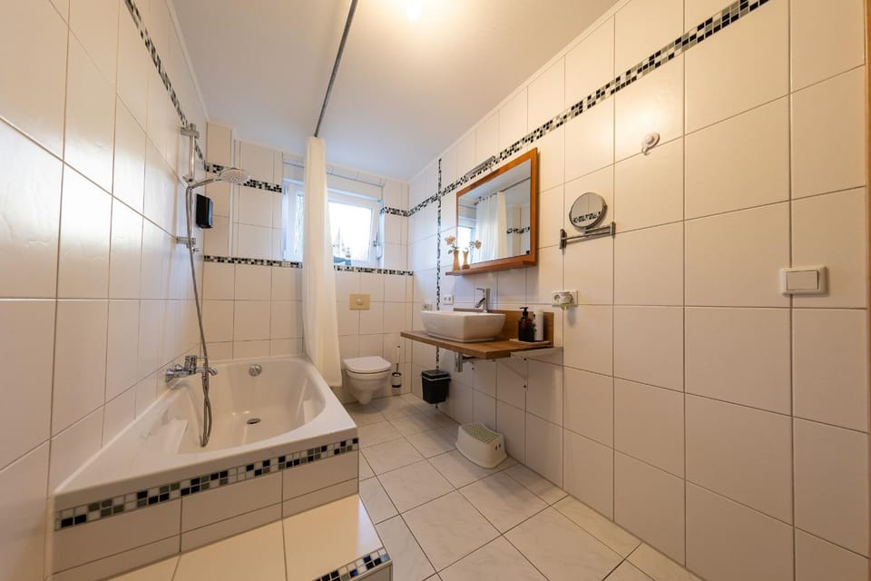 Bathroom, Bath