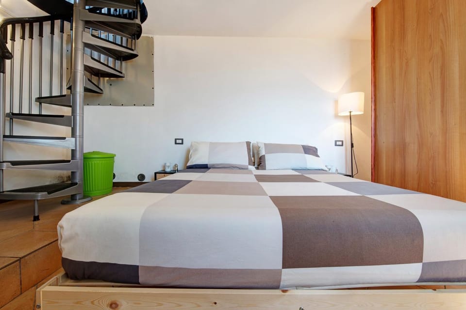 Living room, Bedroom