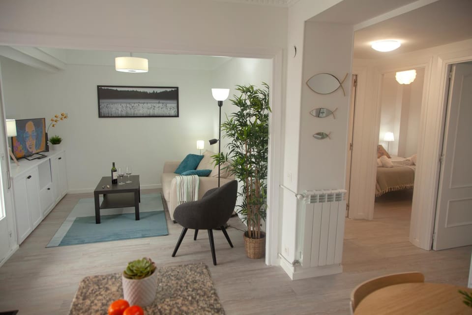 Living room, Photo of the whole room
