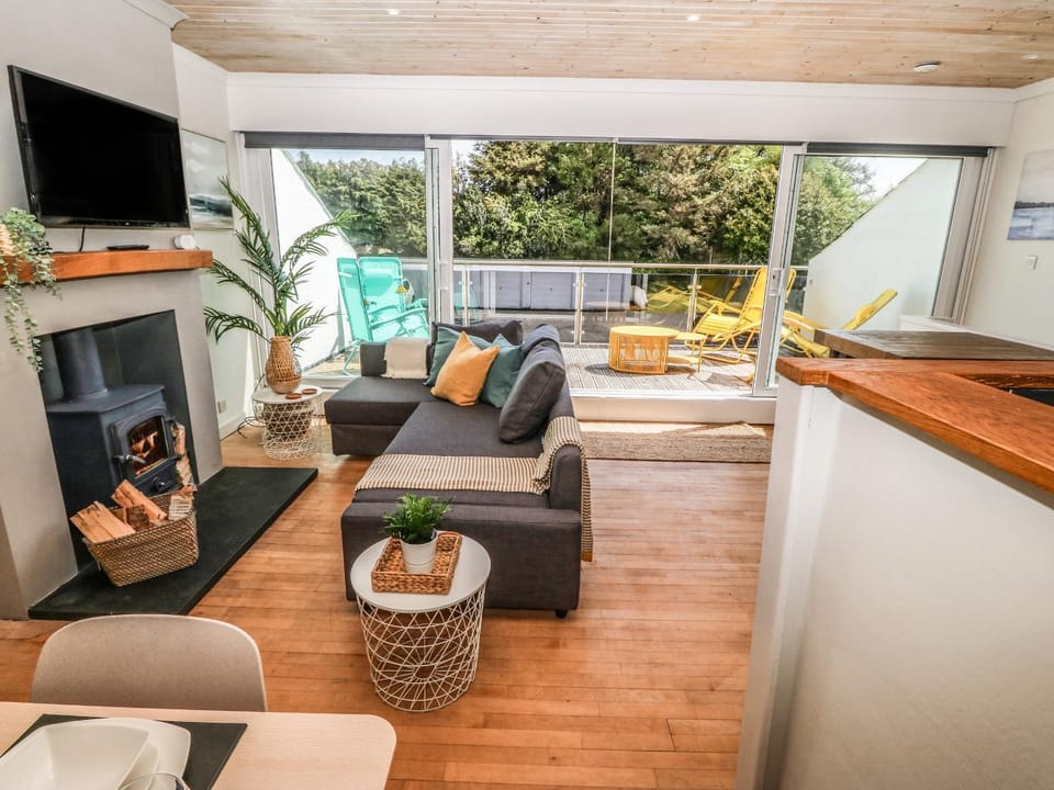 22 Glyn Y Mor House in Wales