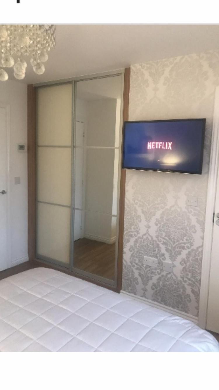 Double room with en-suite. Central for North West Vacation rental in Widnes