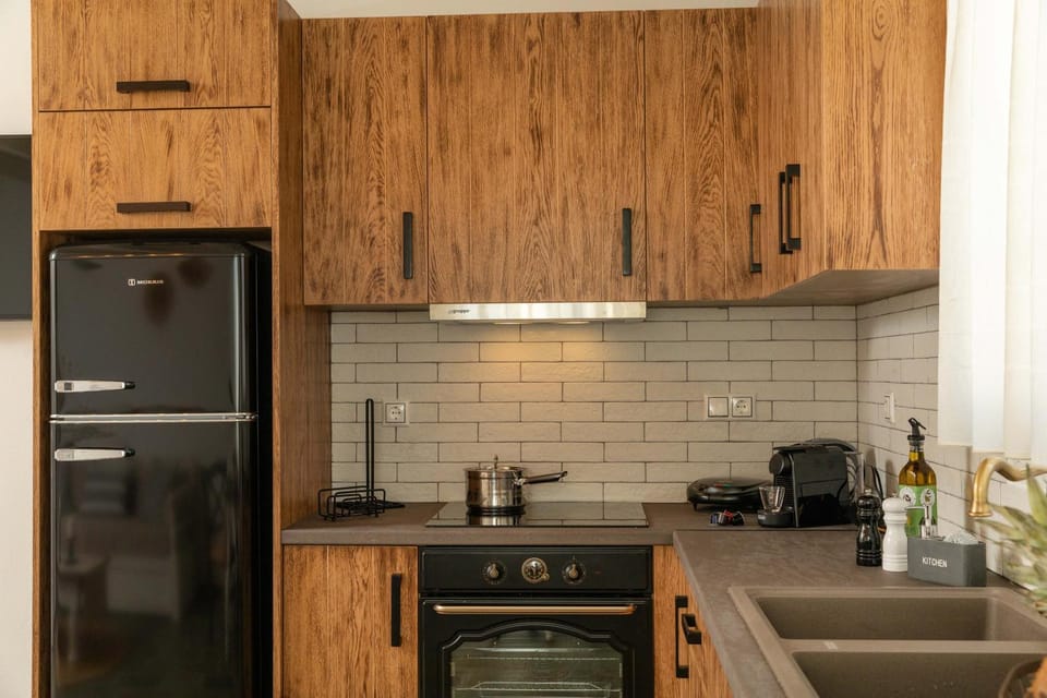 Kitchen or kitchenette, pet friendly, stove