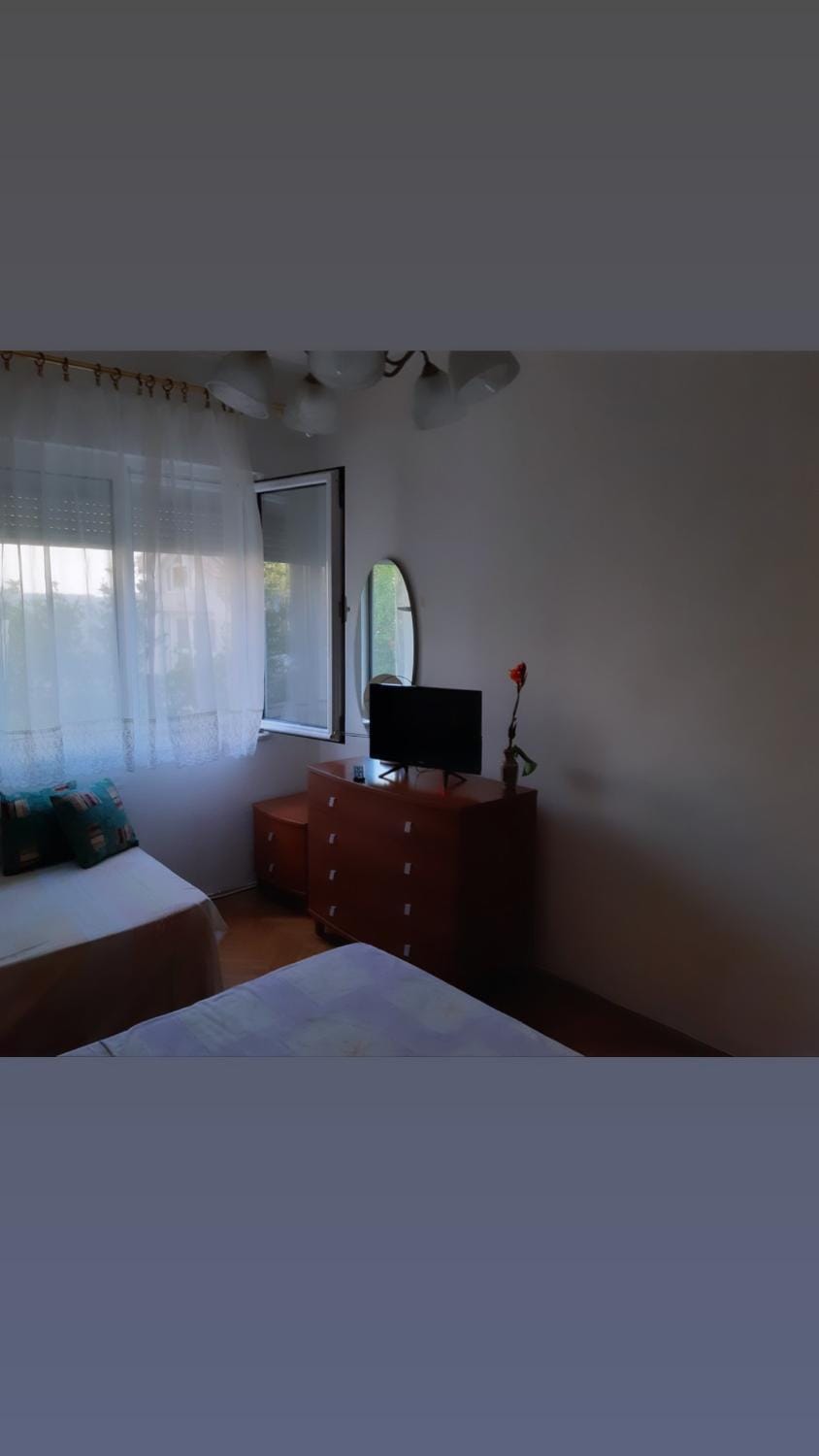 TV and multimedia, wardrobe