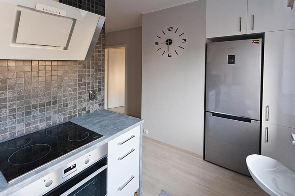 Kitchen or kitchenette, Photo of the whole room, Area and facilities, stove