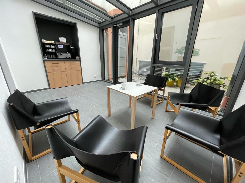 Patio, Coffee/tea facilities, Balcony/Terrace, Seating area