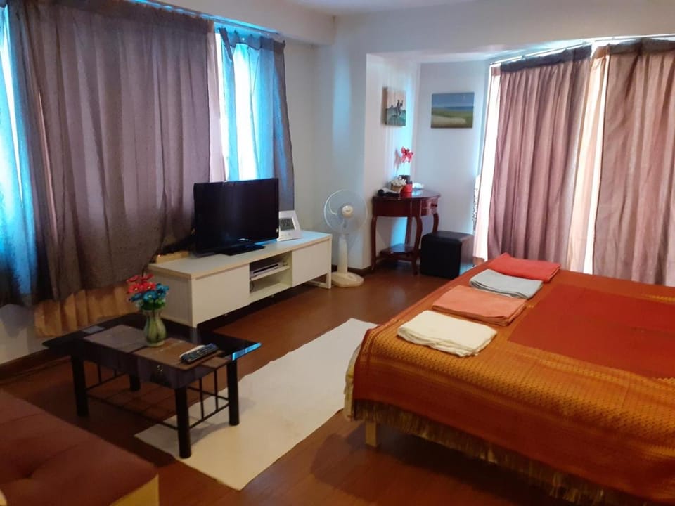 Communal lounge/ TV room, TV and multimedia, Photo of the whole room