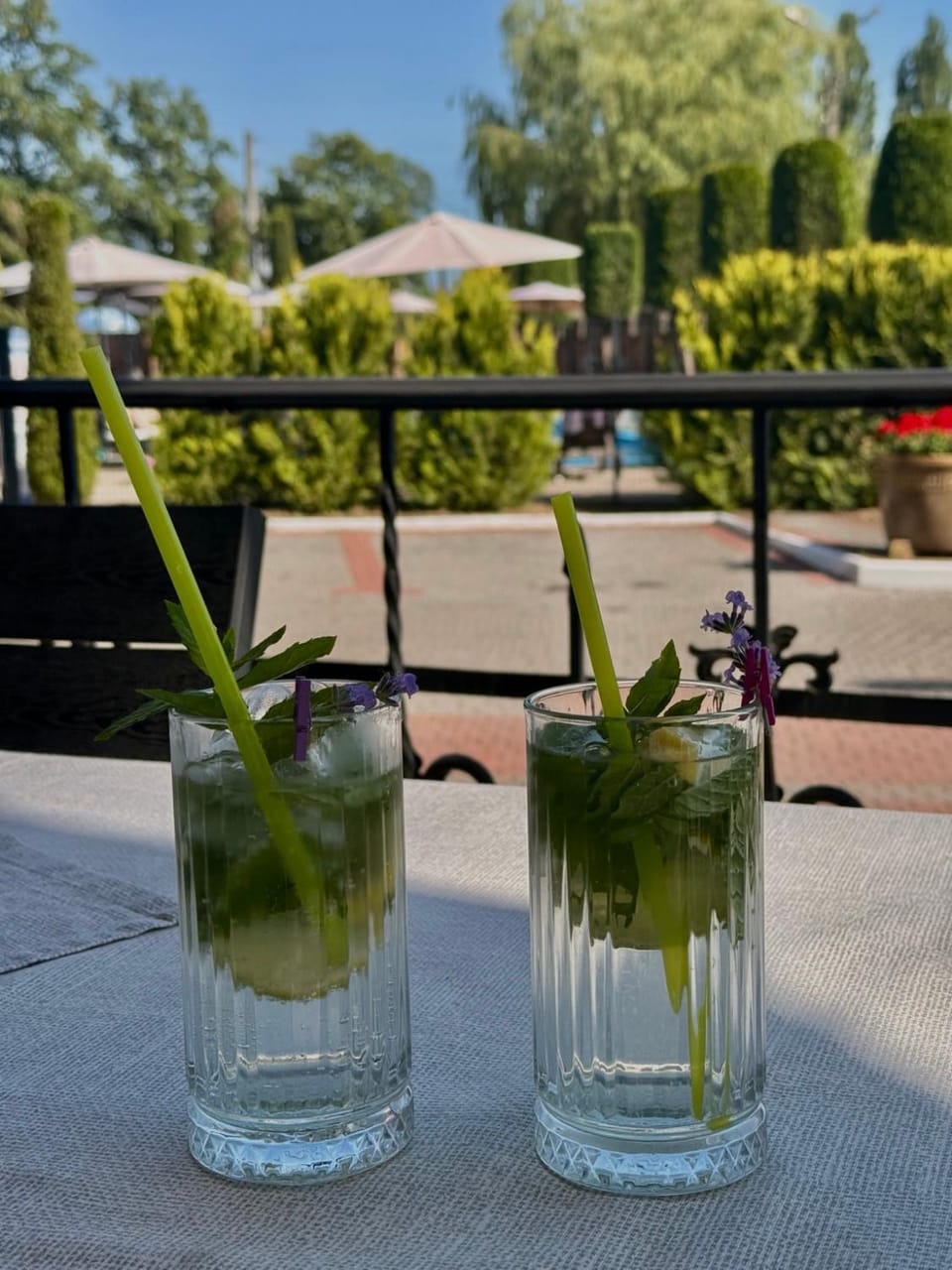 Restaurant/places to eat, Drinks