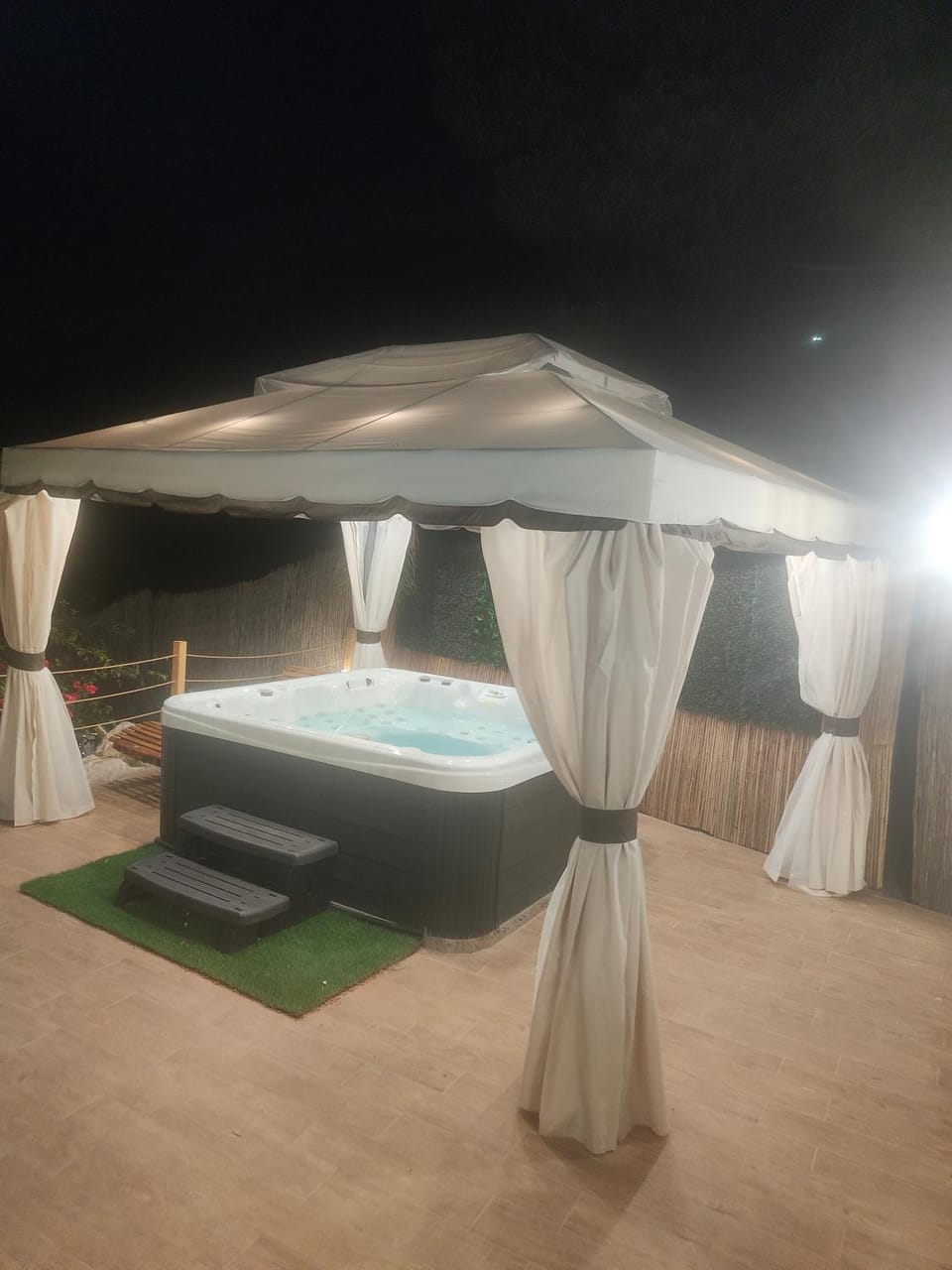 Hot Tub