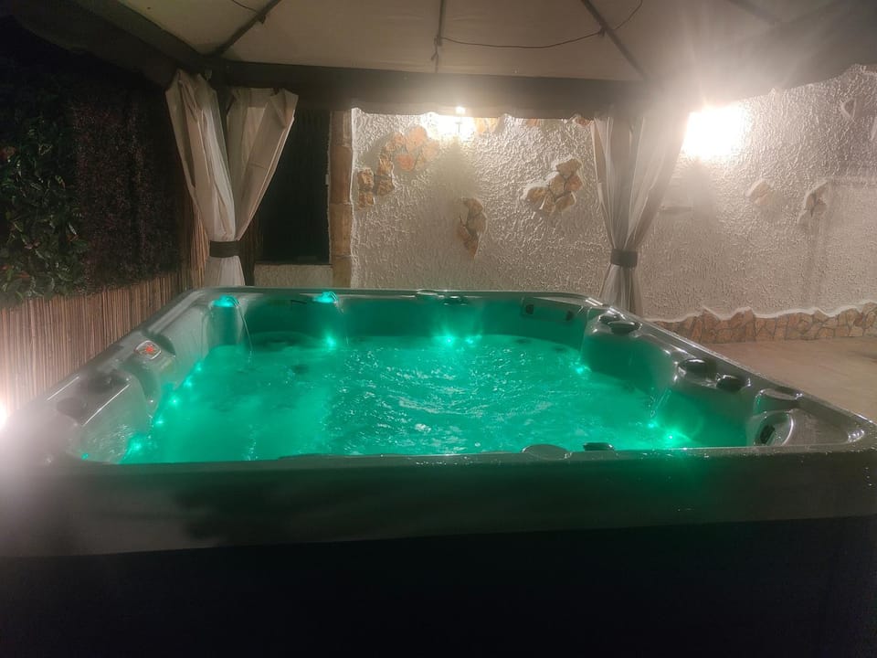 Hot Tub