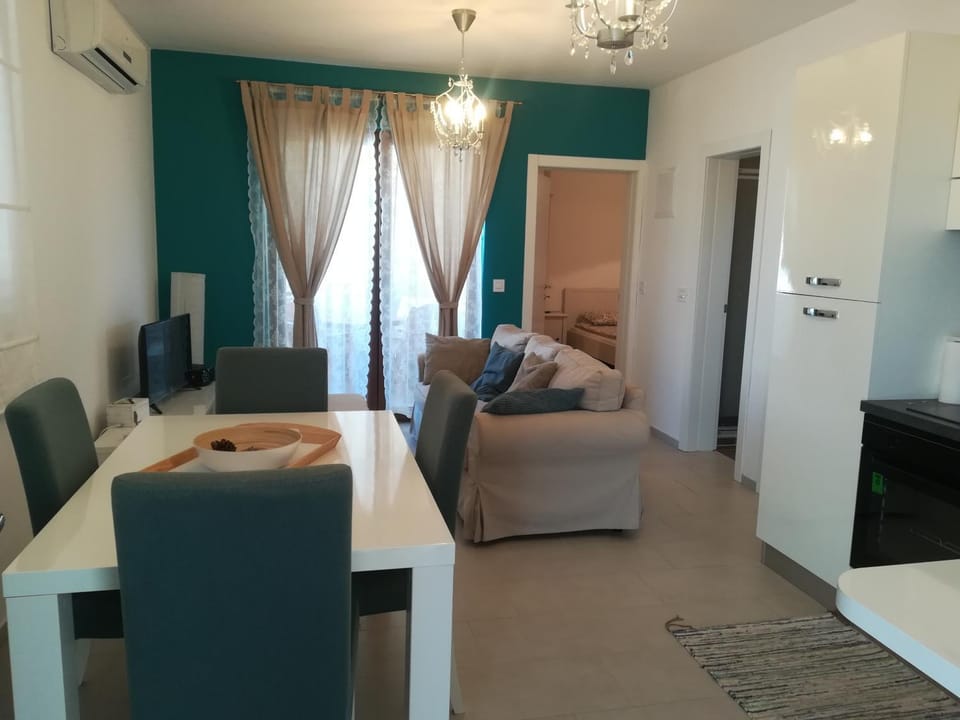 Apartment Rossella Apartment in Zadar County